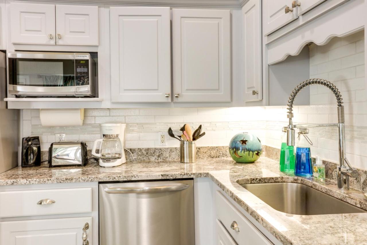 Pet-Friendly Jekyll Island Abode - Walk To Beach! Dış mekan fotoğraf